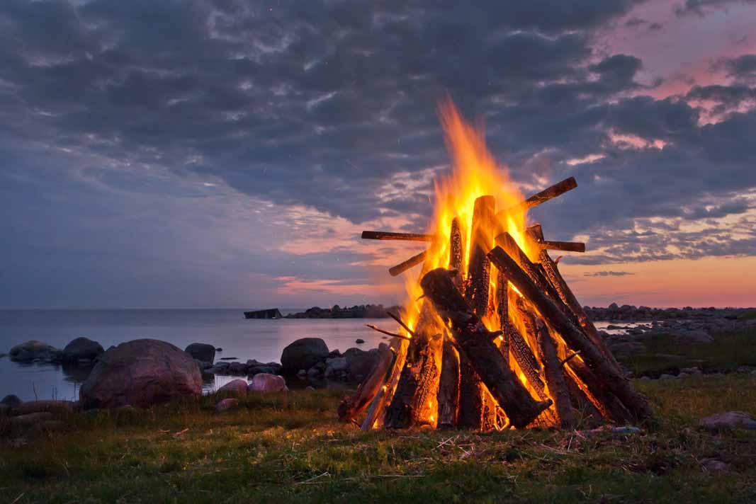 Winter Solstice eCard Fire Element Greetings